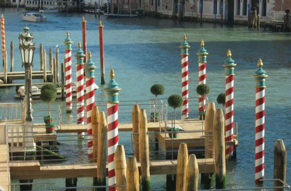 2004-11-20h Piers.JPG