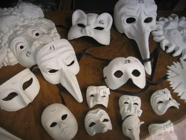2004-11-21m Masks.JPG