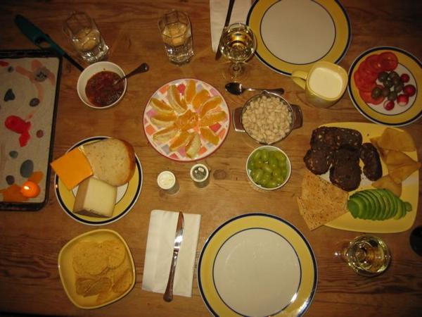 2004-11-22b Spontaneous Dinner.JPG