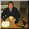 2004-12-23b Tim and Stir-Fry.jpg