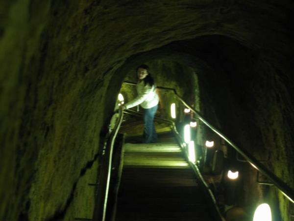 2005-01-13h Cavern.JPG