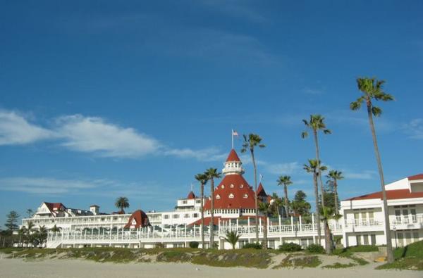 2005-01-14c Hotel Coronado.JPG