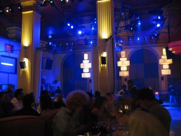 2005-01-14i Nightclub.JPG