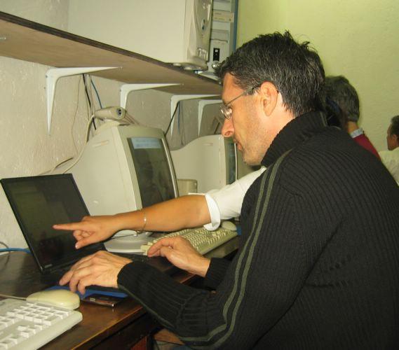 2005-01-24c Internet Cafe.JPG