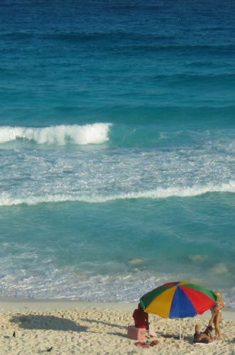2005-01-29h Beach Umbrella.JPG