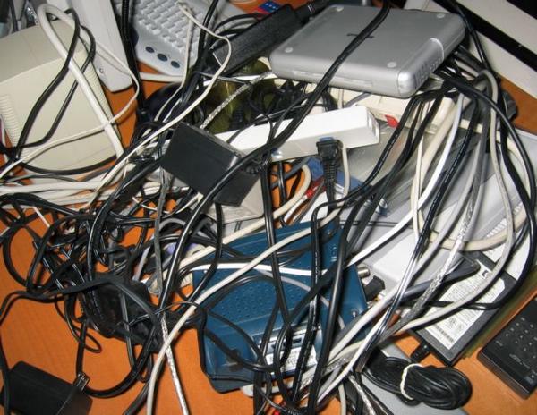 2005-03-15 Cables.JPG