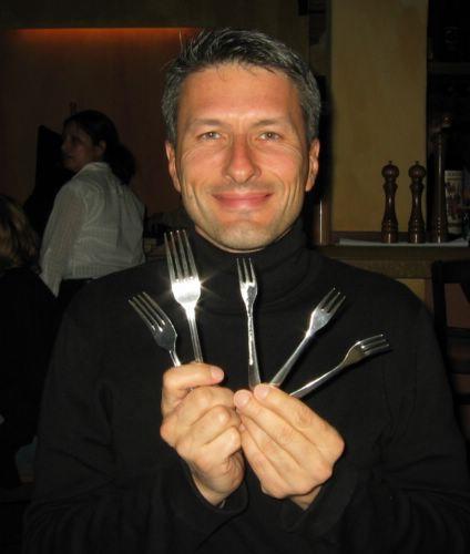2005-03-24b Too Many Forks.JPG