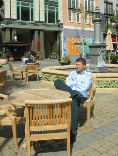 2005-03-26a Waiting.jpg