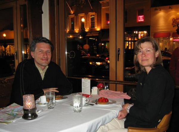 2005-05-06h Dinner with Doro.JPG