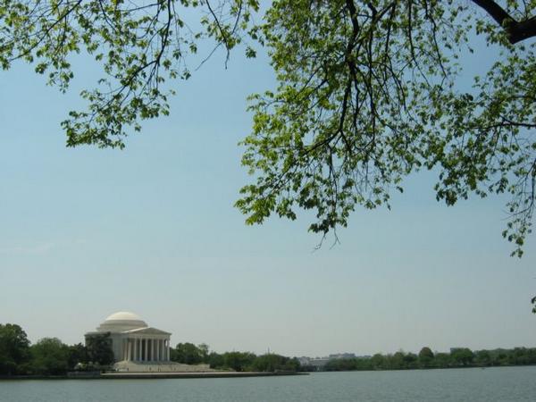 2005-05-07f Jefferson Memorial.JPG