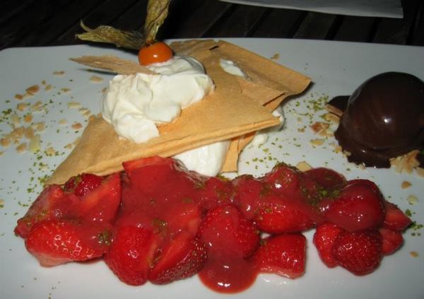 2005-06-04z Dessert.JPG