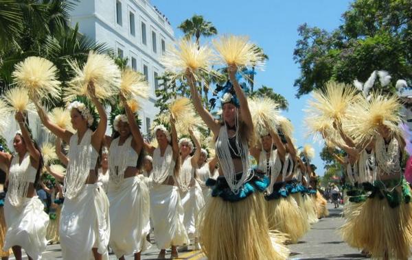 2005-06-25n Solstice Parade 9.jpg