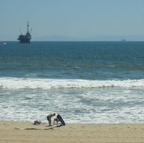 2005-06-26i Oil and the Beach.jpg