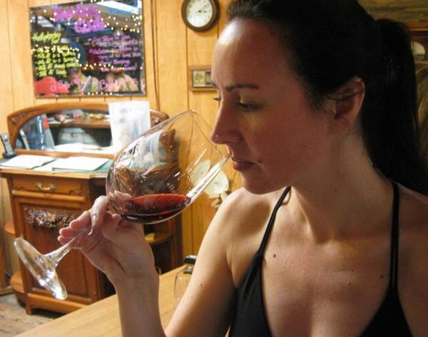 2005-07-02b Wine Taster.jpg