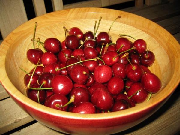 2005-07-15d Cherries.jpg