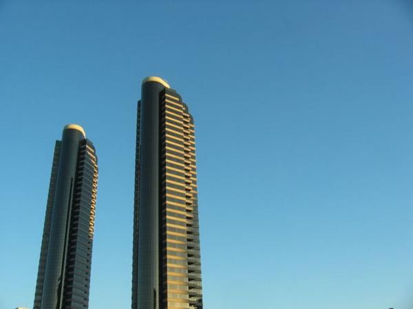 2005-07-28b Towers.JPG