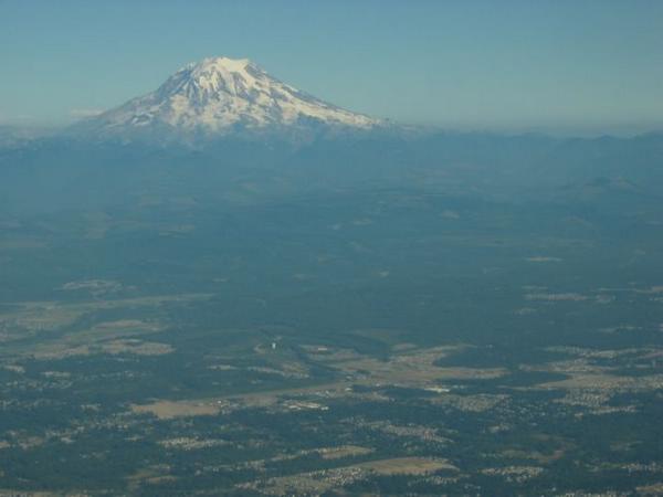 2005-08-08b Mount Rainier.JPG