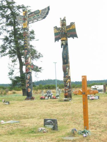 2005-08-16e First Nations Cemetery.jpg