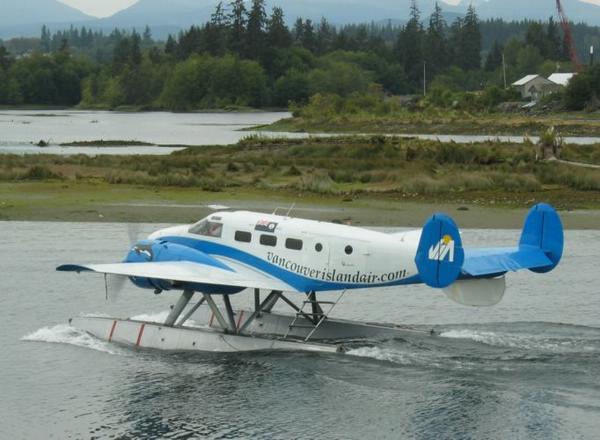 2005-08-16f Floatplane.JPG