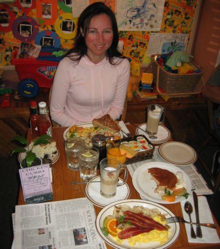 2005-08-20a Brekkie.jpg