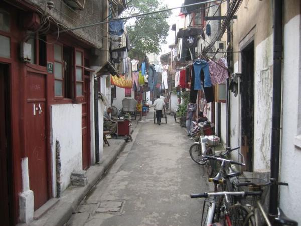 2005-11-06t Small Alley.JPG