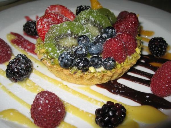 2005-11-20z5 Fruit Tartlet.JPG