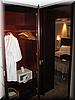 2005-11-05b Radisson room 2.JPG