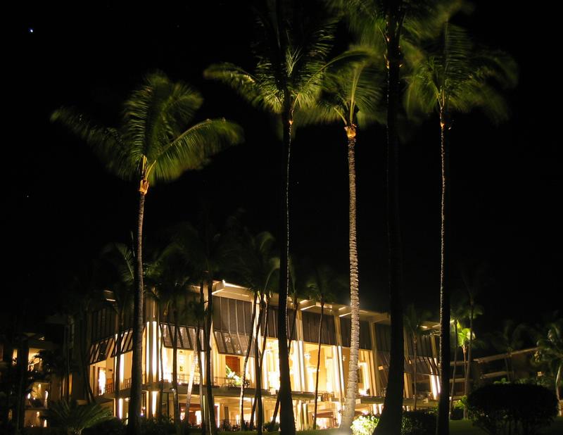 2003-01-05h Kapalua Bay hotel at night.JPG