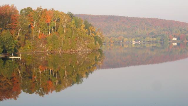 Best Photo 053 - Quebec Reflections 2.JPG