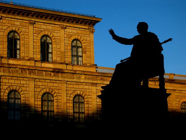 Best Photo 089 - Munich Monument.jpg