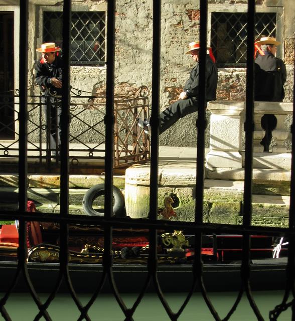 Best Photo 137 - Venice Gondolas 3.jpg