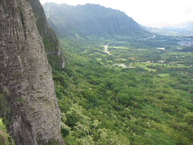 2003-09-23d Oahu Mountains.JPG