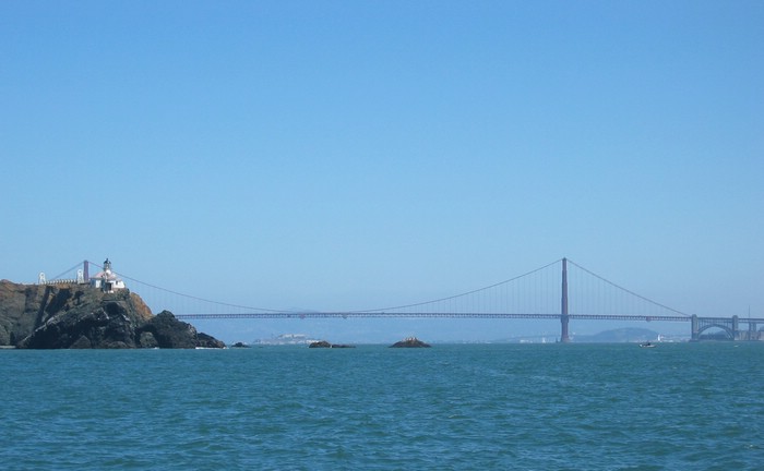 2003-09-05i Point Bonita and Golden Gate.JPG